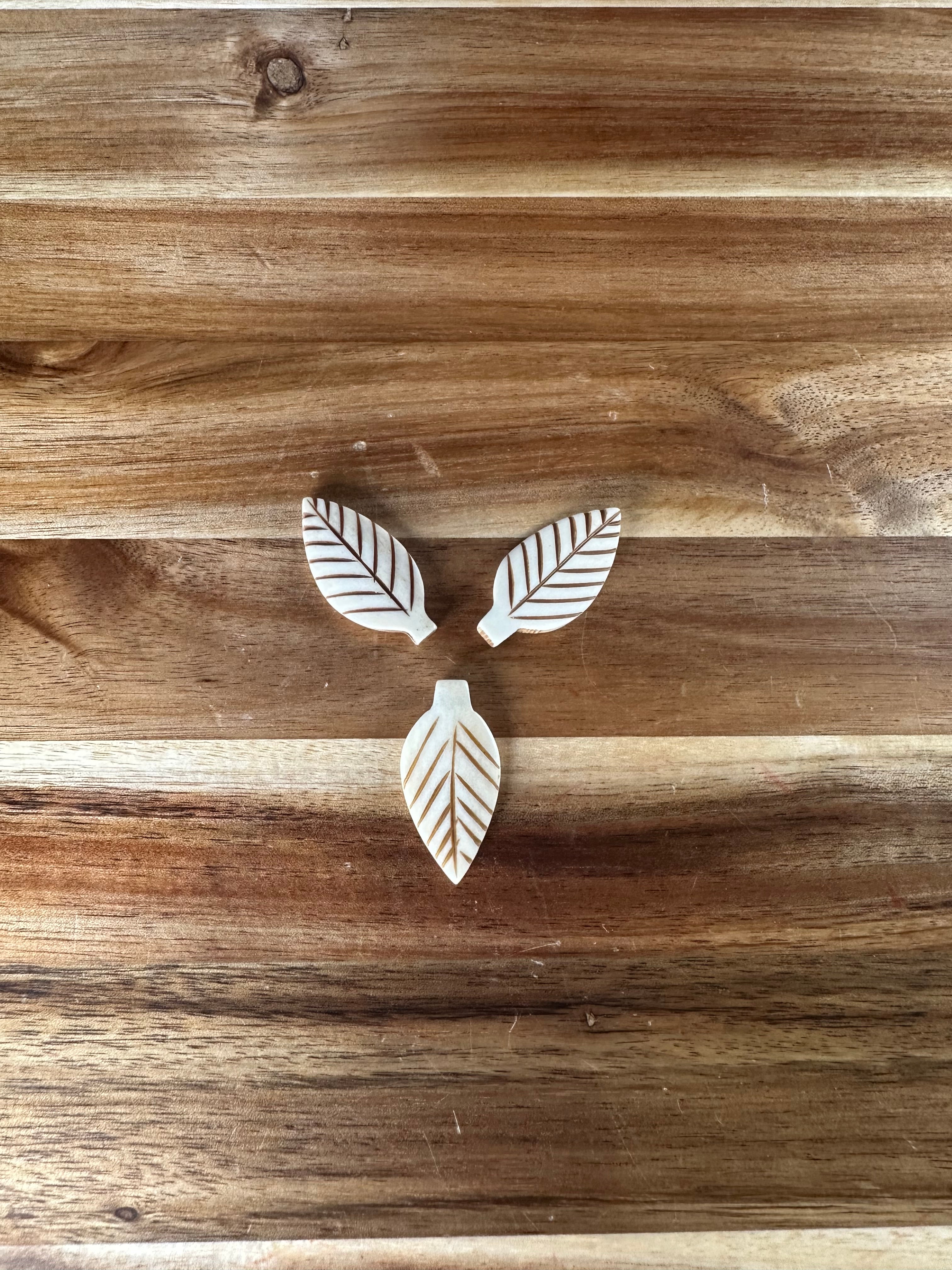Bone Leaf Pendant 1.75” (3PC)