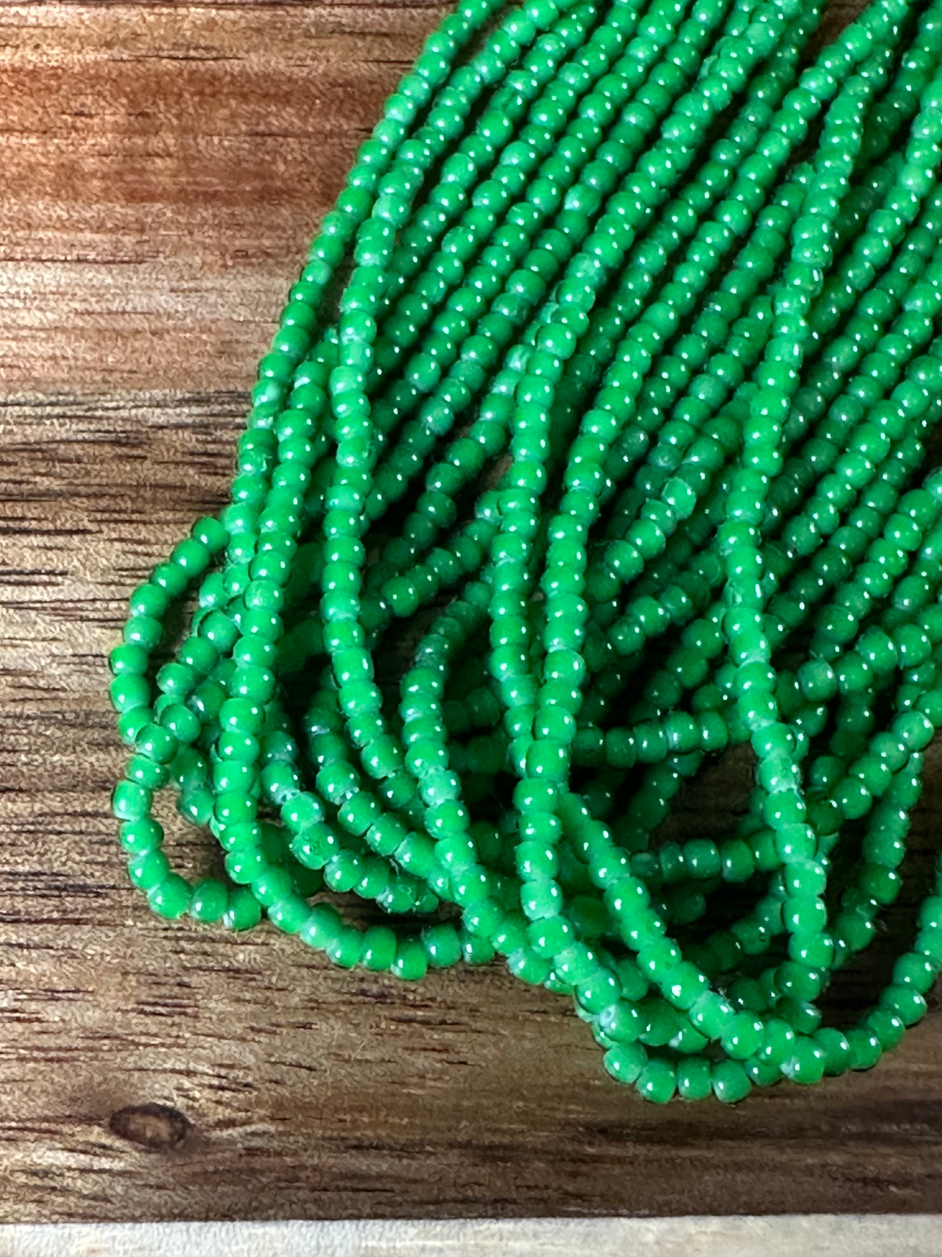 Czech Strung Glass Seed Bead - 11/0 Op Green White Heart
