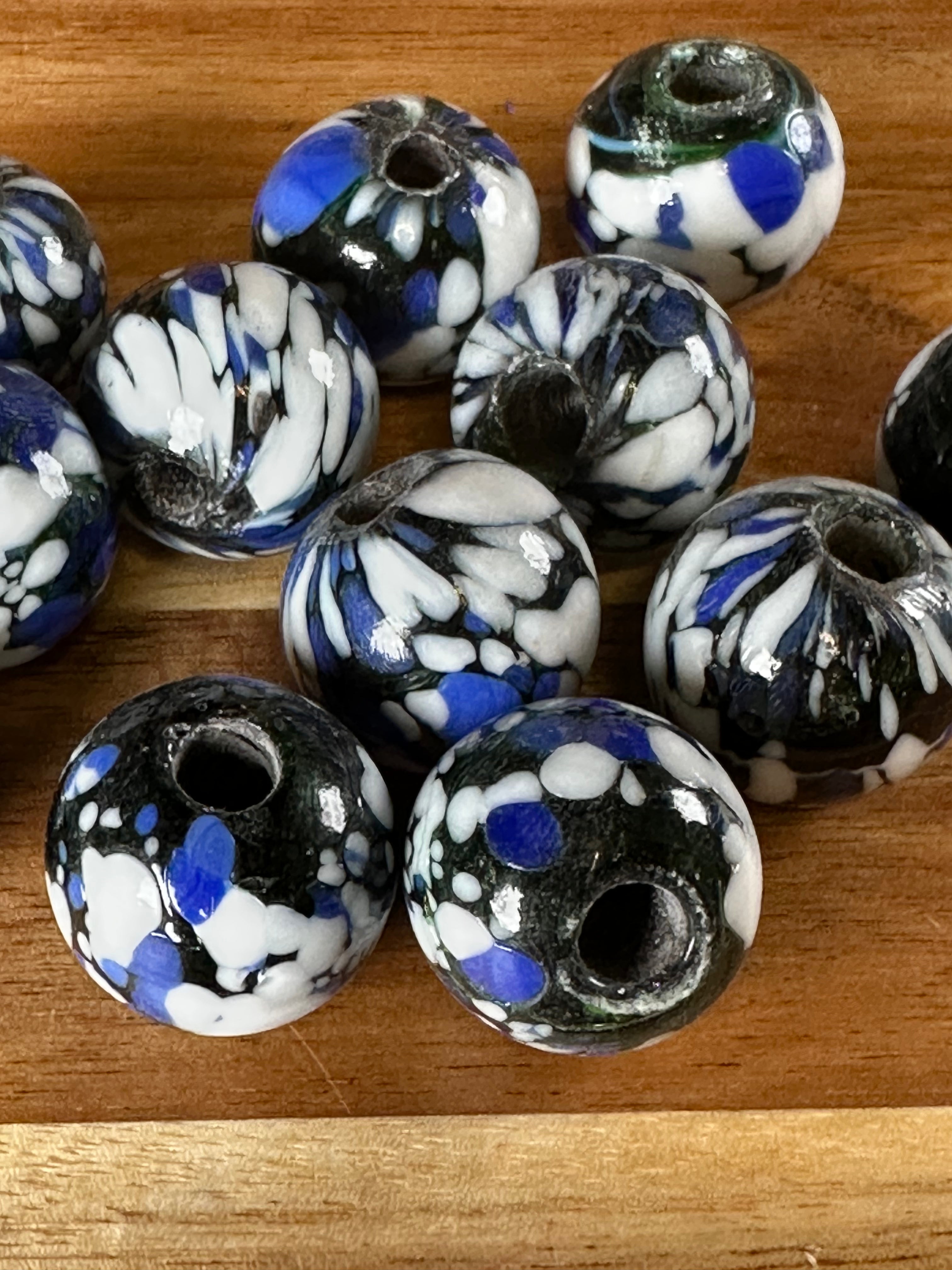 20mm Glass Beads Color Mix 3 (4OZ)