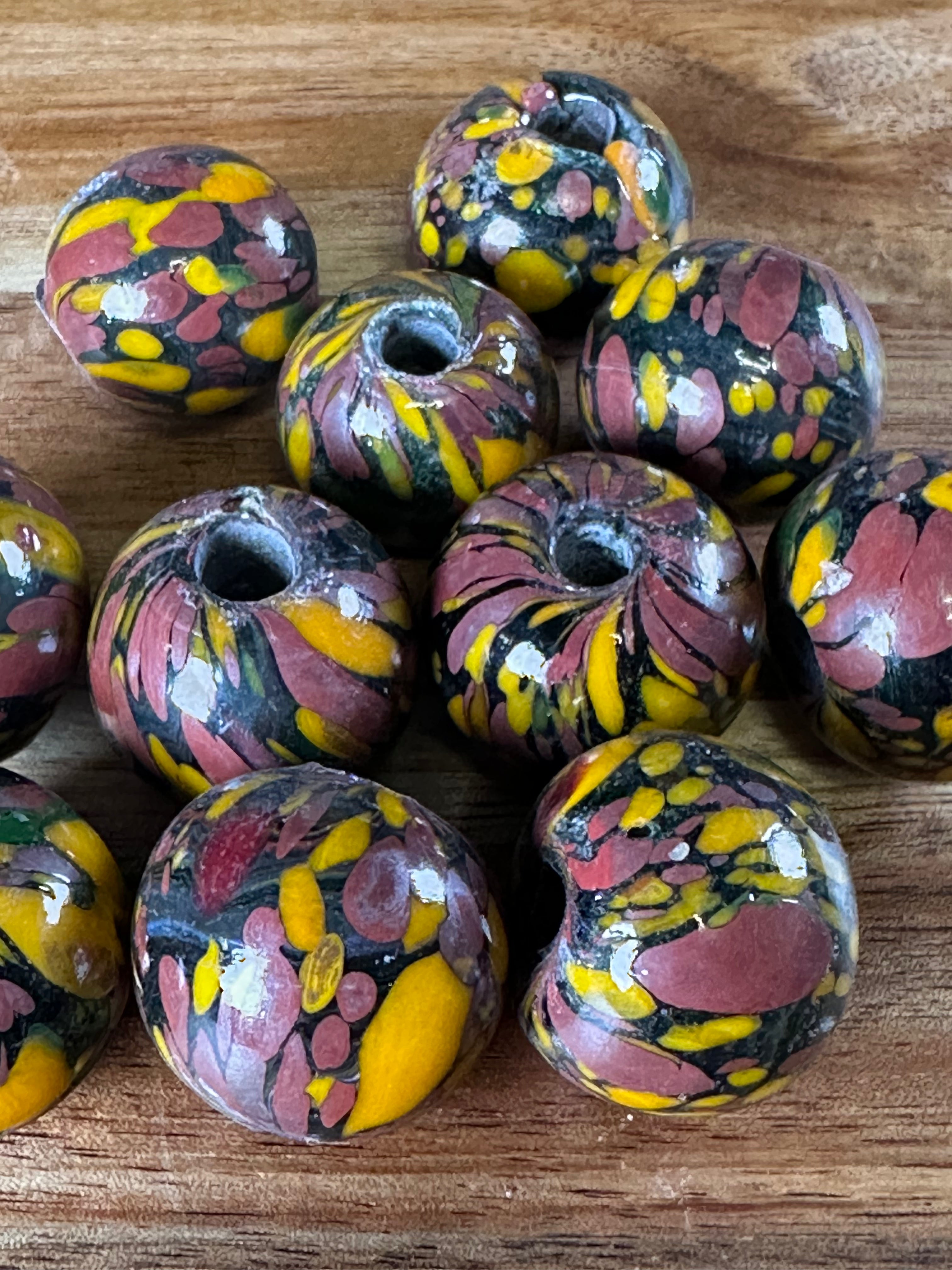 20mm Glass Beads Color Mix 8 (4OZ)