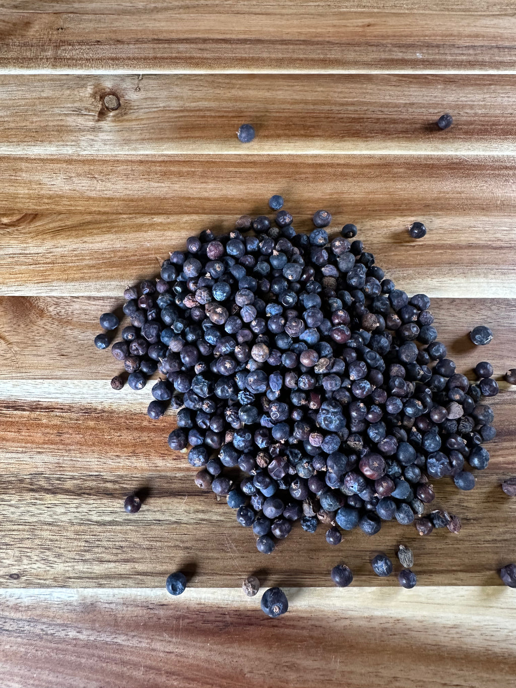 Blue Juniper Berries (2OZ)