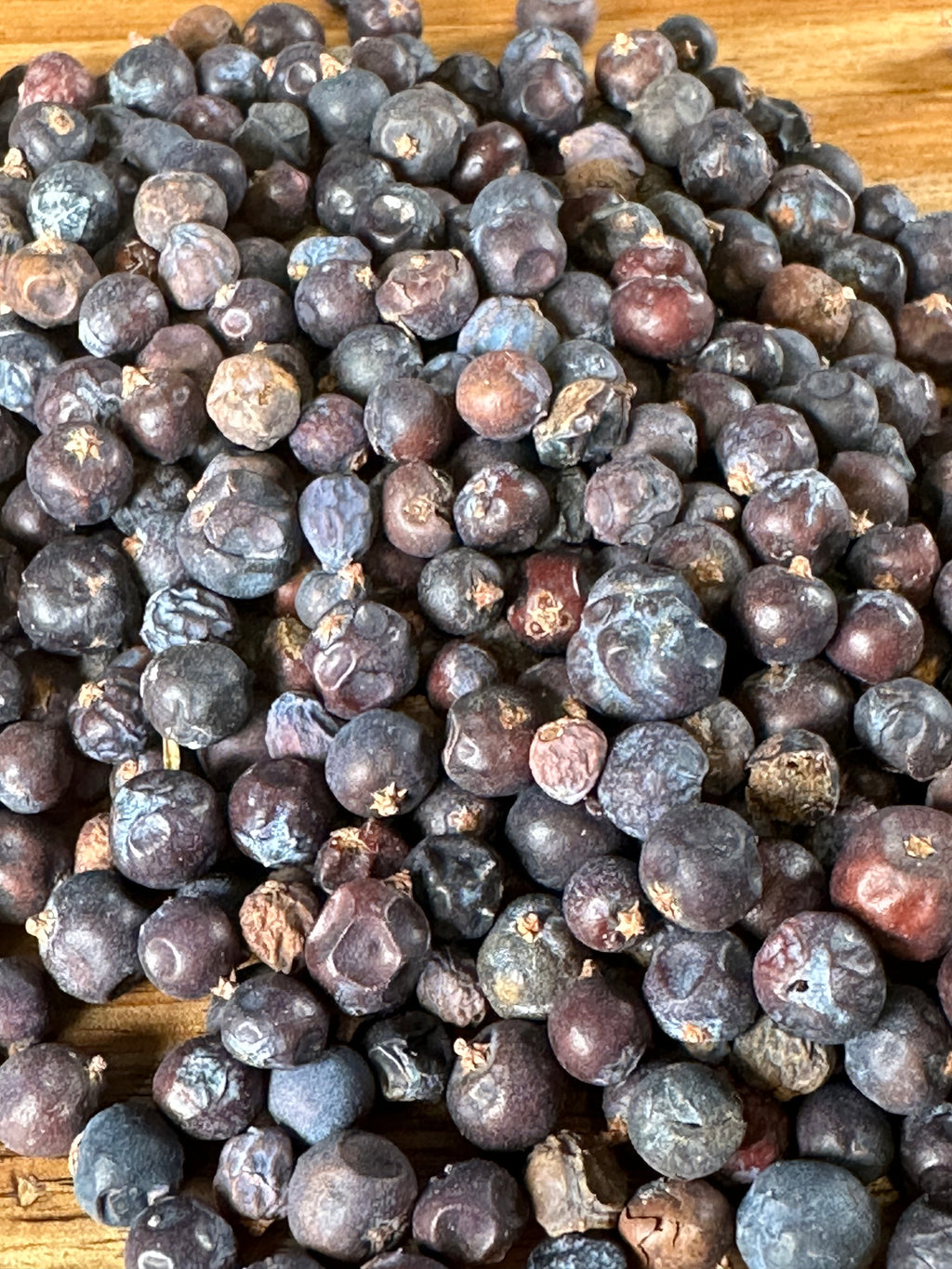 Blue Juniper Berries (2OZ)