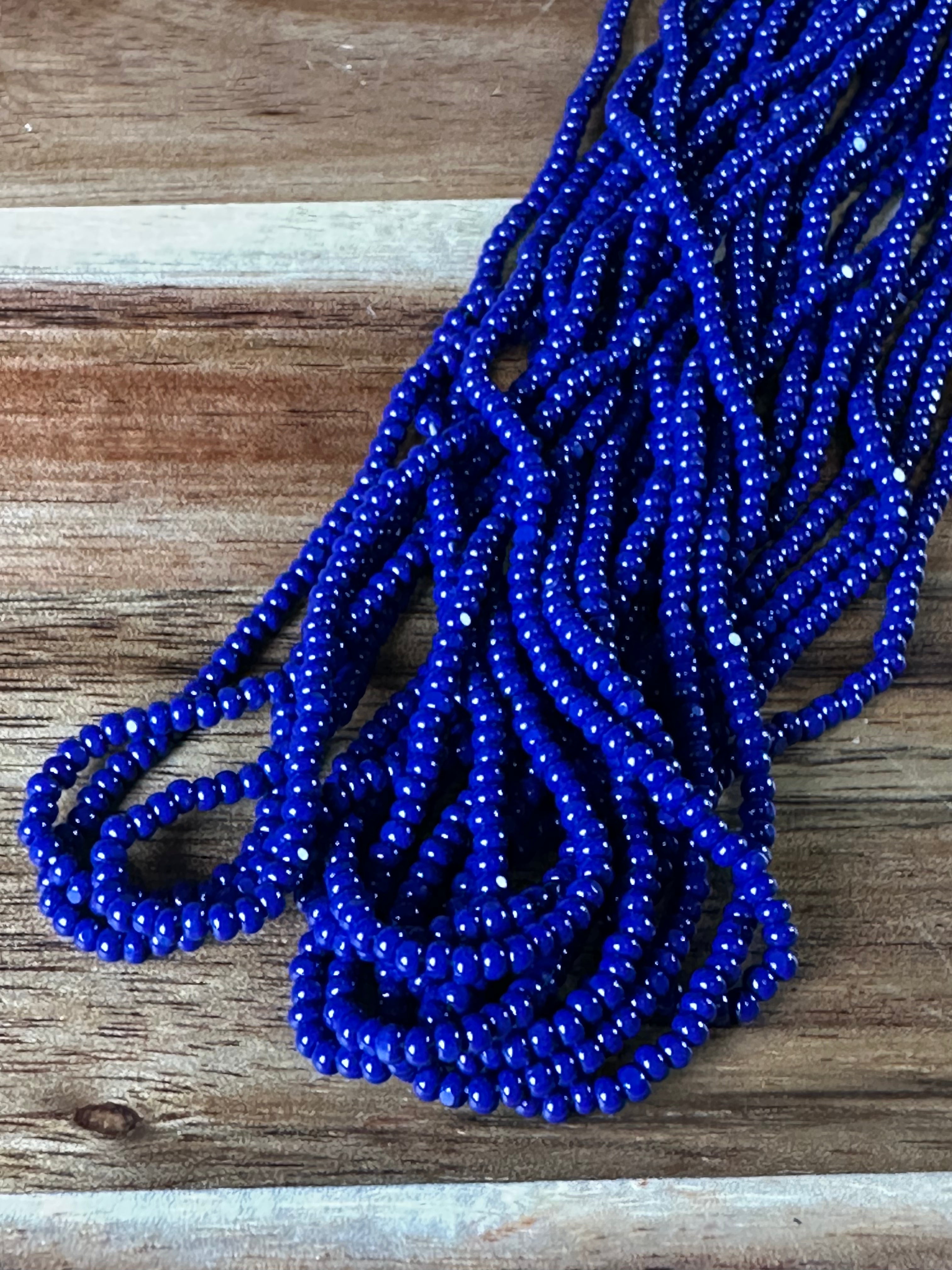11/0 True Cut Op Navy Blue