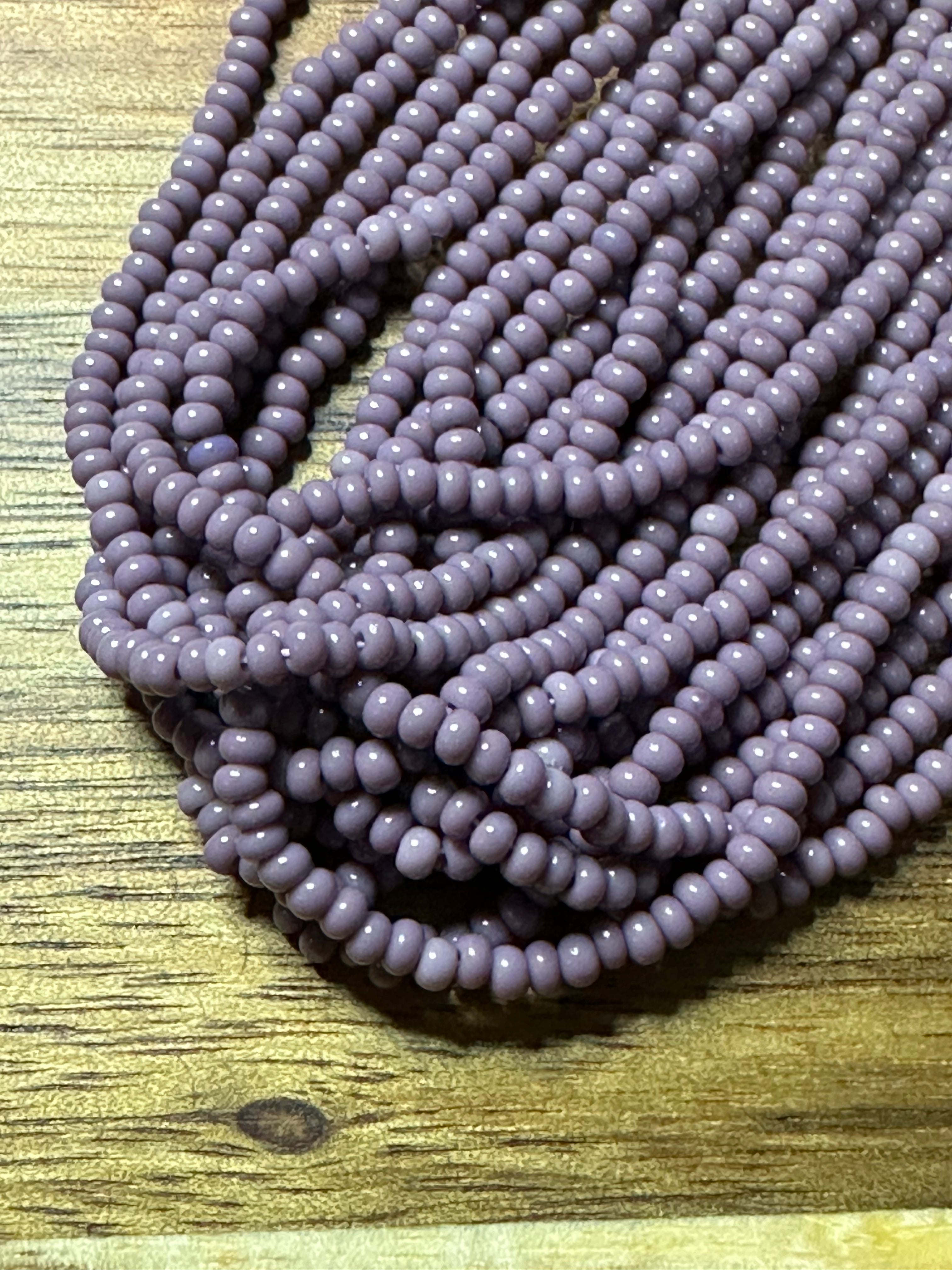 Czech Strung Glass Seed Bead - 11/0 Op Light Purple